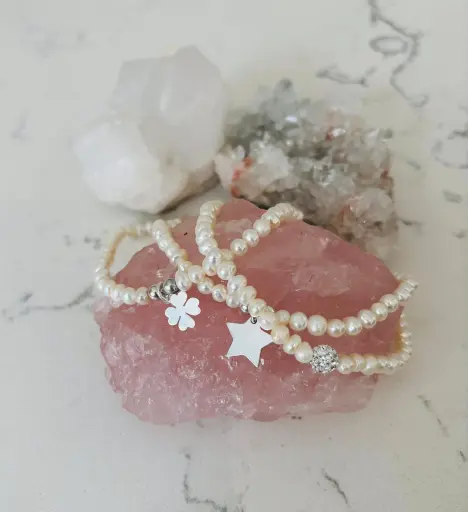 Clover Bracelet (test)