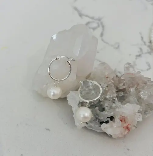 Pearl Earrings (test)